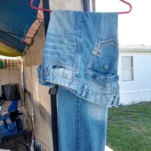 3 pairs of men's jeans